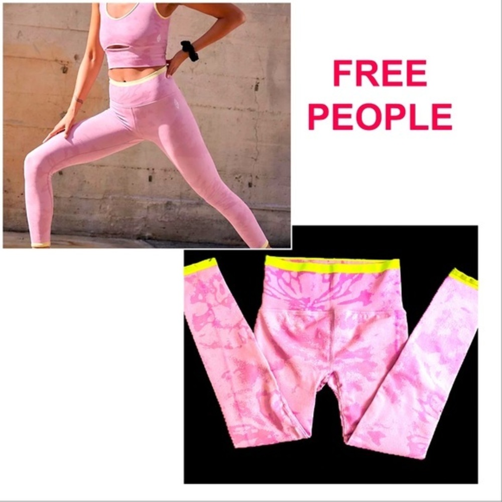 New Free People Think Twice Leggings $78 
Sold out ‼️ XS/S